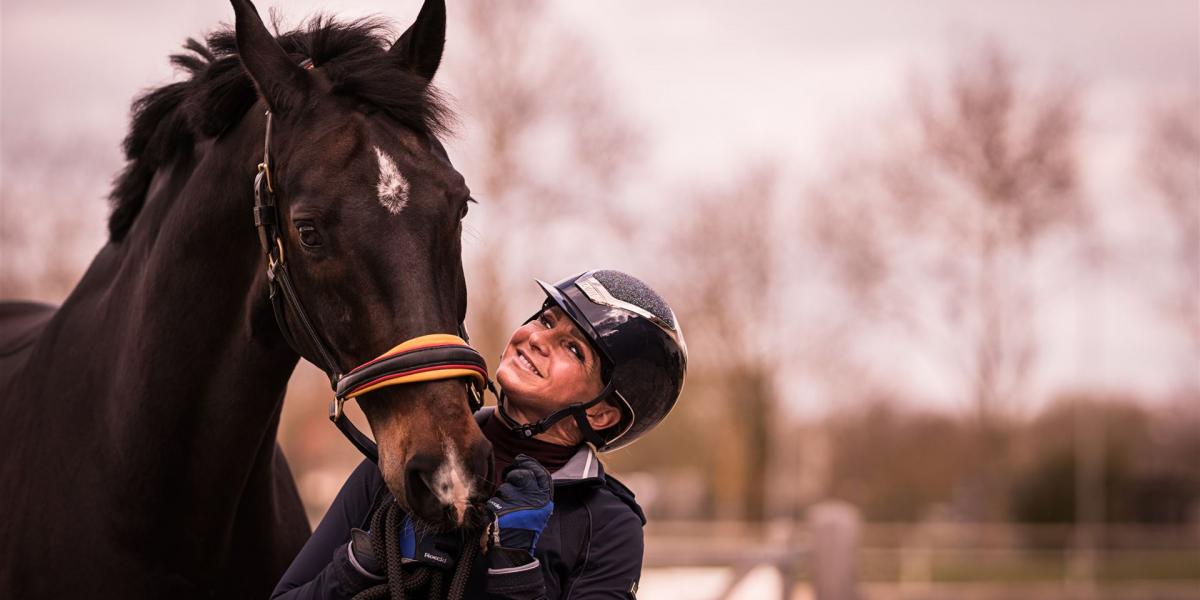 Live Training with the Olympic gold medallist: How Dorothee Schneider works with her horses